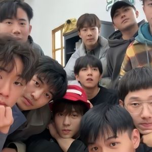 泰国军人体检视频播放大全
